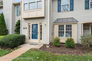 14 Stuart Dr Apt 5 #5 - Photo 1 of 1
