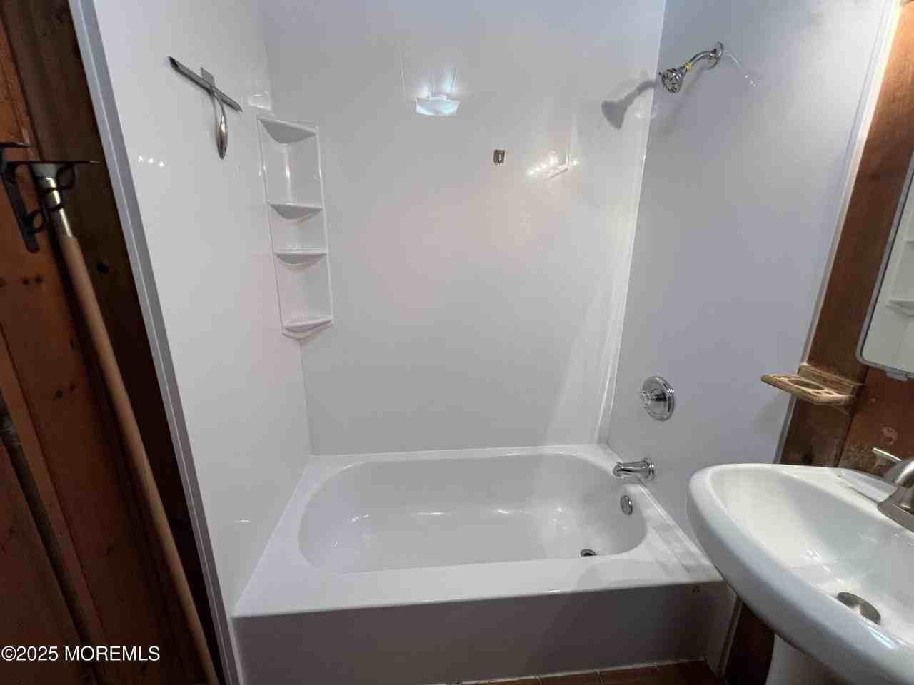 7 7 Vineberg Court unit: Back House #BACK - Photo 5 of 6