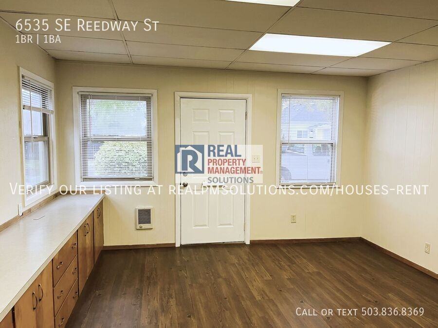 6535 Se Reedway St - Photo 3 of 29
