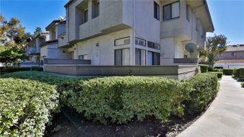 featured image of 26 Willowcrest Ln