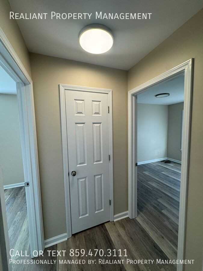 304 Parker Pl - Photo 2 of 22