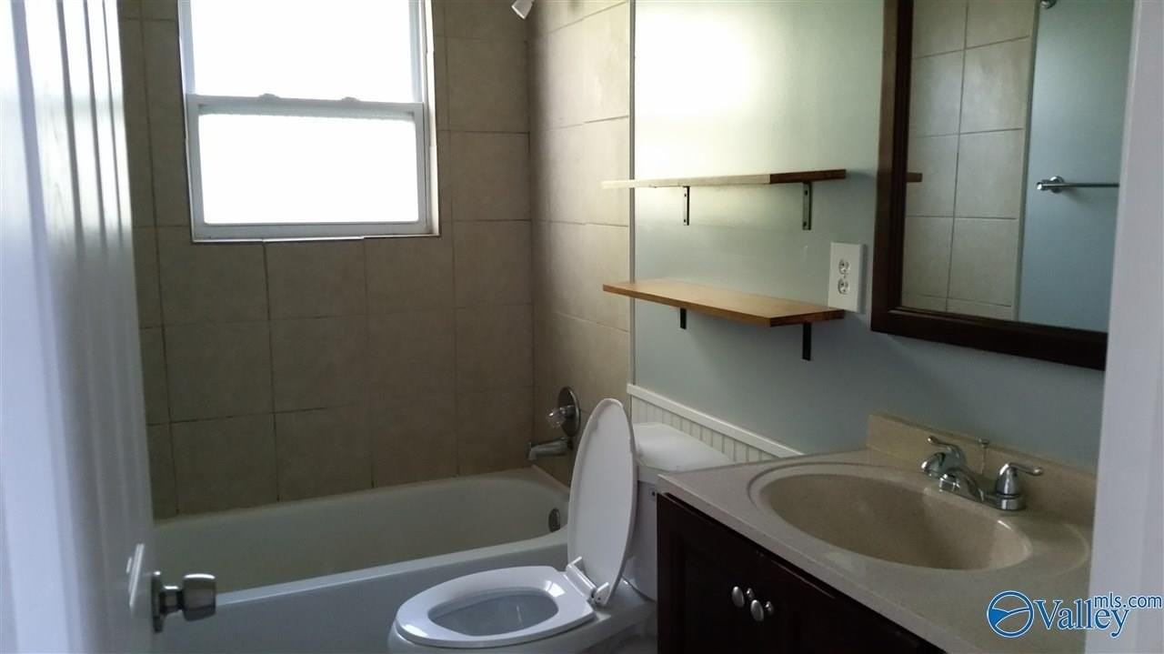 3610 Penny St Sw - Photo 4 of 4