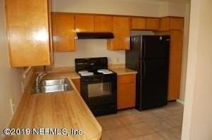 2939 Lakeside Villa Dr Apt G #G - Photo 4 of 9