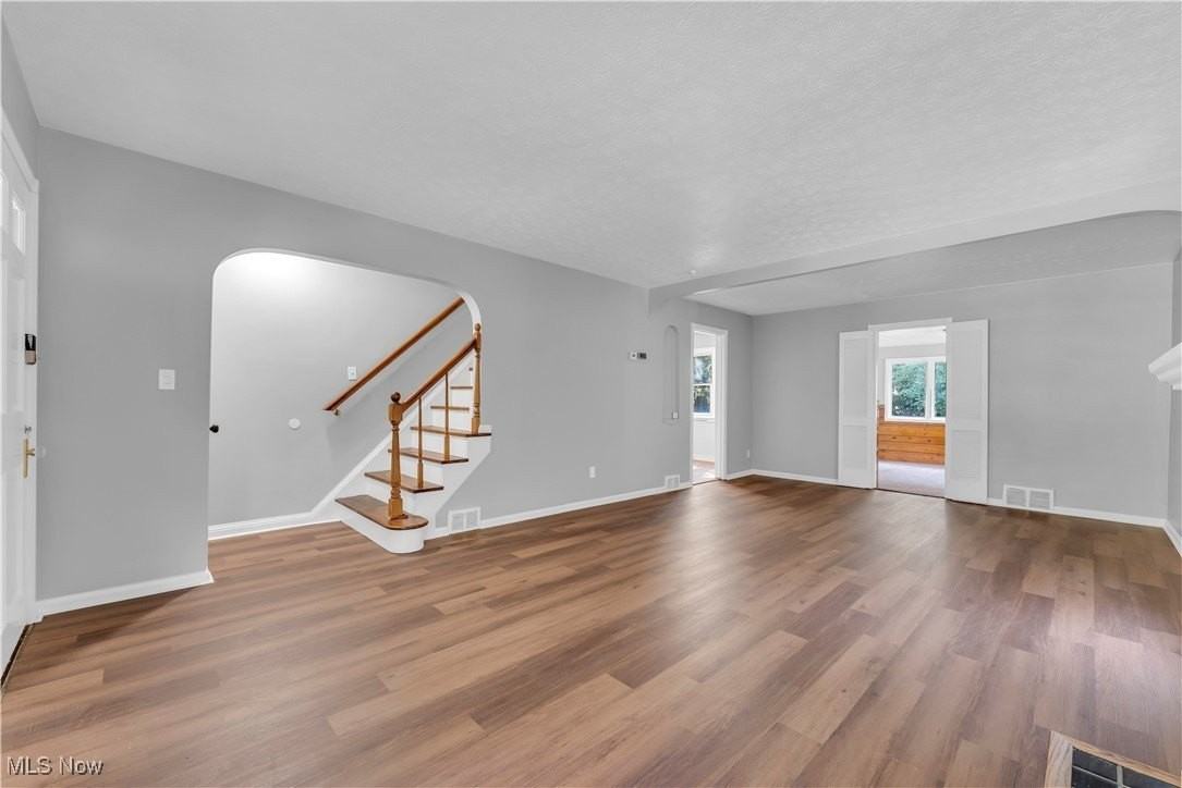 20716 Kenyon Dr - Photo 4 of 27