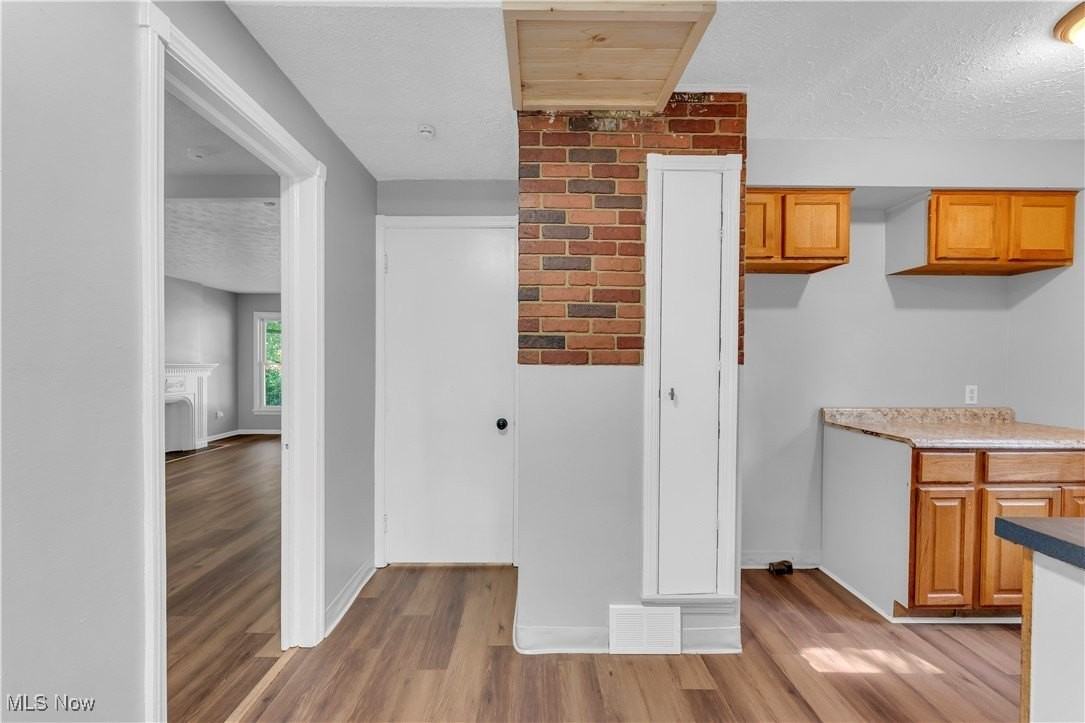 20716 Kenyon Dr - Photo 7 of 27