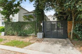 8623 Zimpel St - Photo 1 of 1