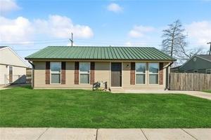 featured image of 348 Gerrie Ct