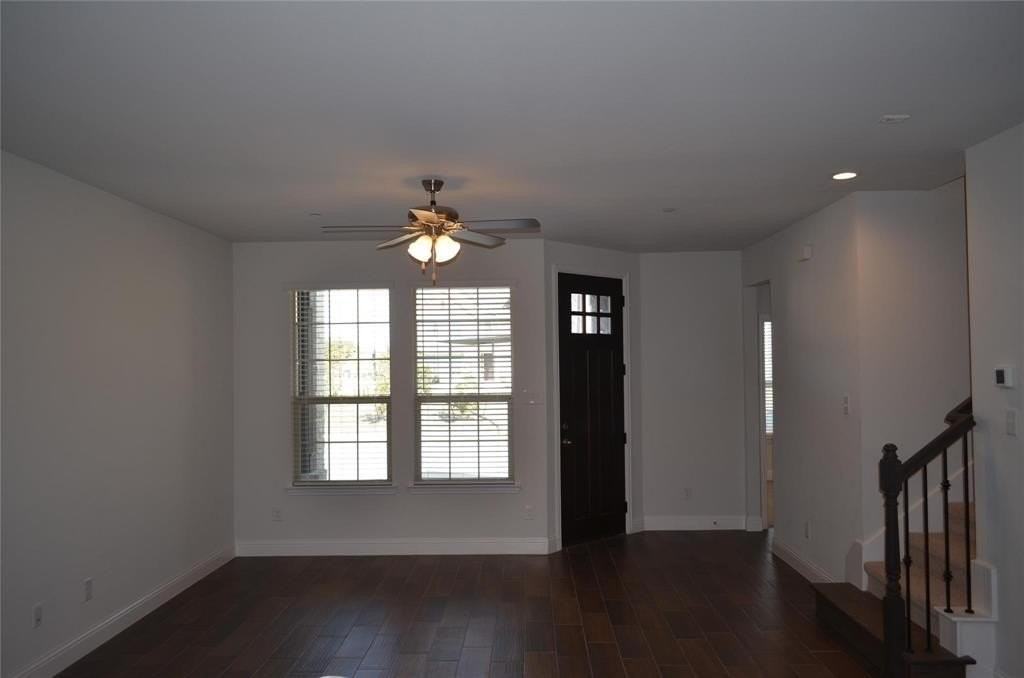 5501 Crosby Dr - Photo 5 of 34