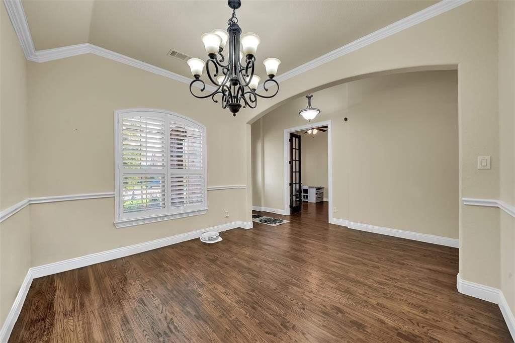 4018 Bear Creek Ct - Photo 7 of 40