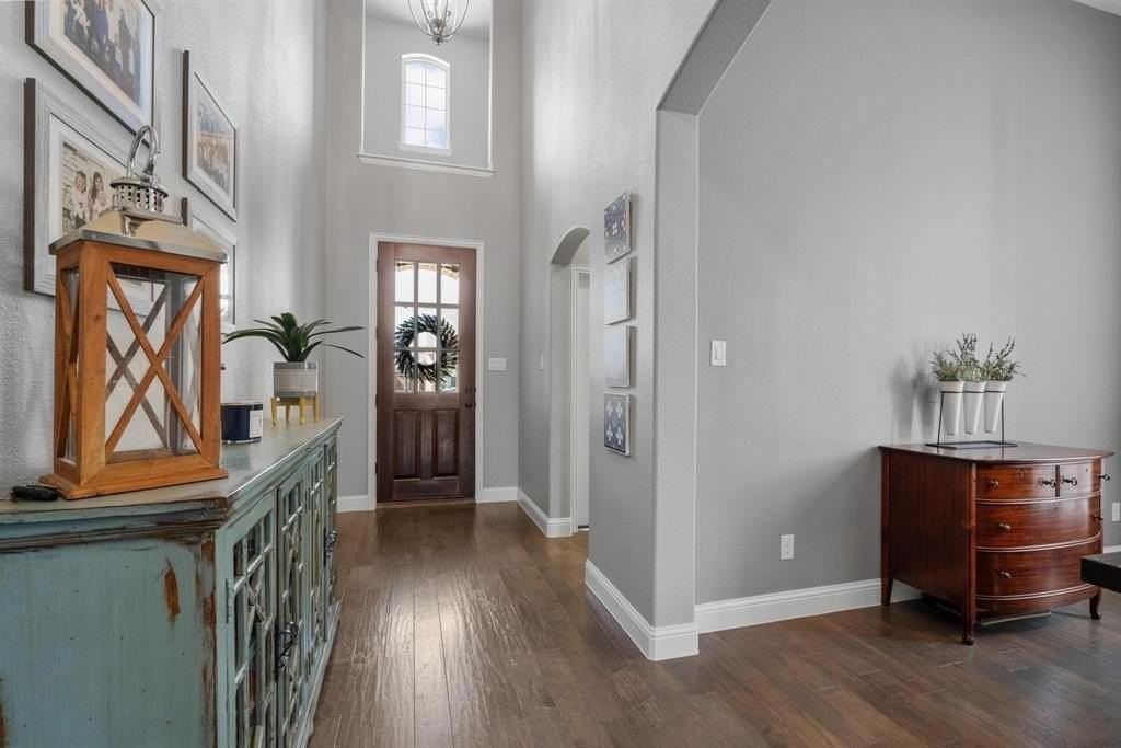 3738 Norwood Avenue - Photo 4 of 25