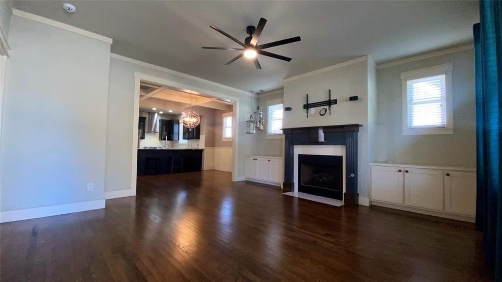 1628 S Henderson St - Photo 3 of 34