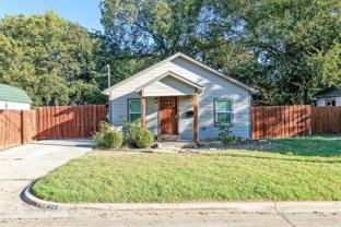 605 E Graham St - Photo 1 of 1