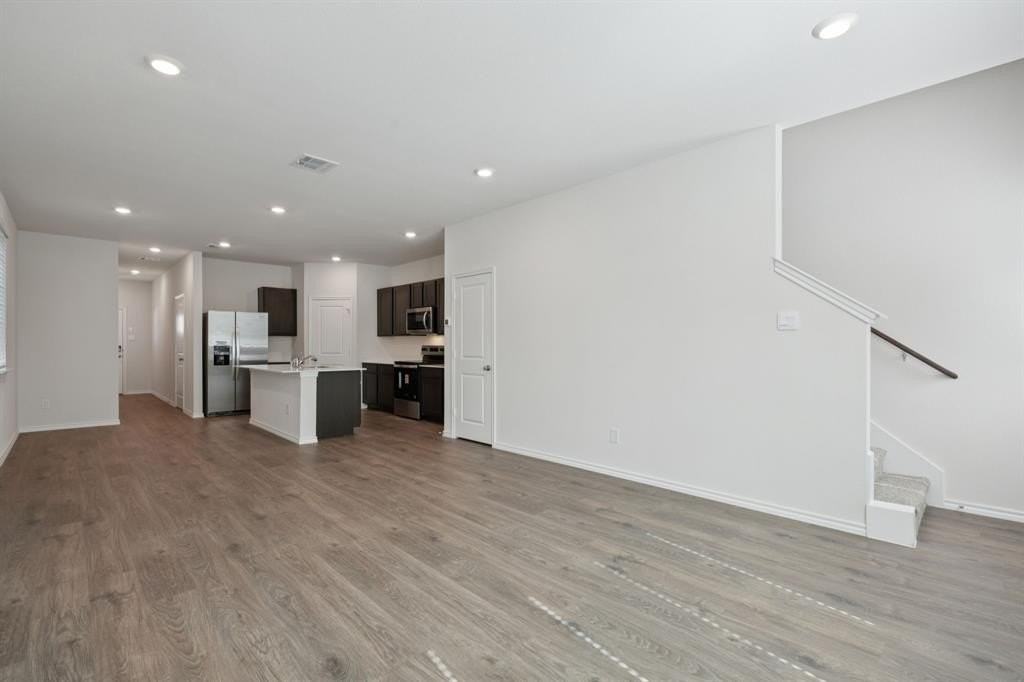 323 Clematis Street - Photo 4 of 34