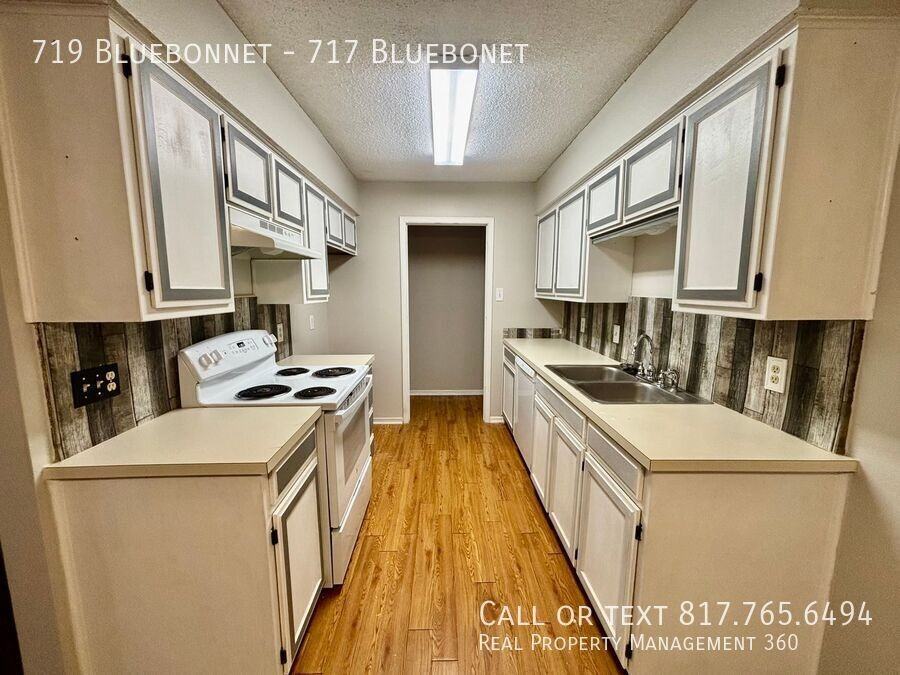 719 Bluebonnet Drive - Photo 5 of 15