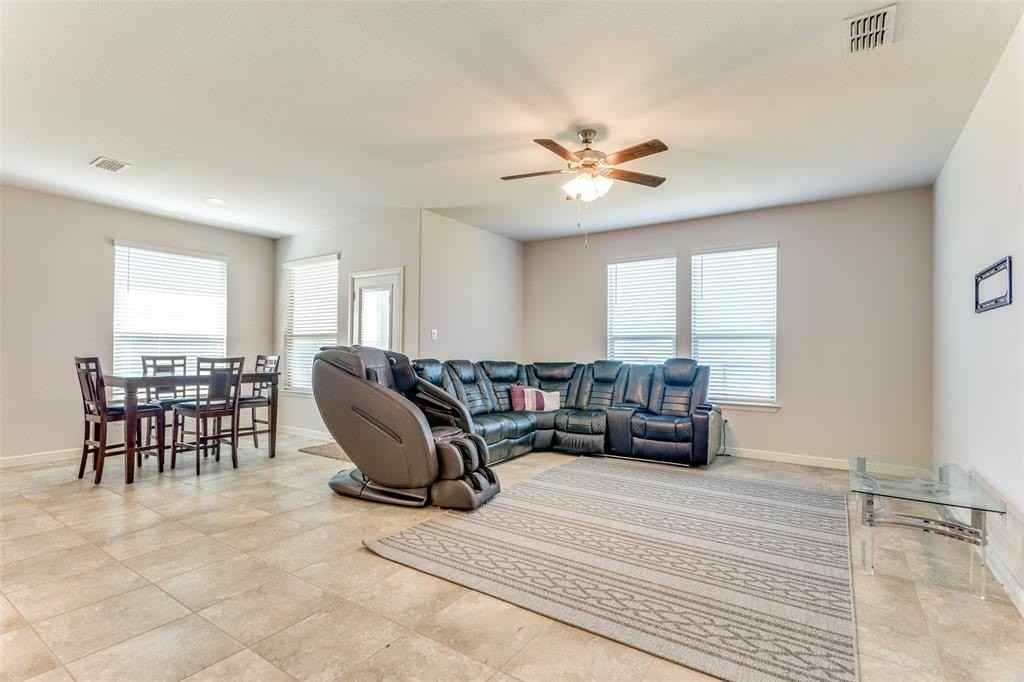 9333 Belle River Trl - Photo 2 of 12