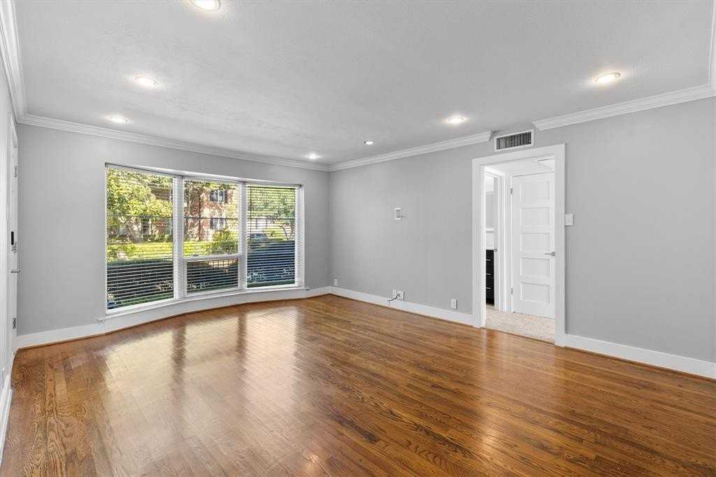 3012 Mahanna Springs Drive #A - Photo 6 of 32