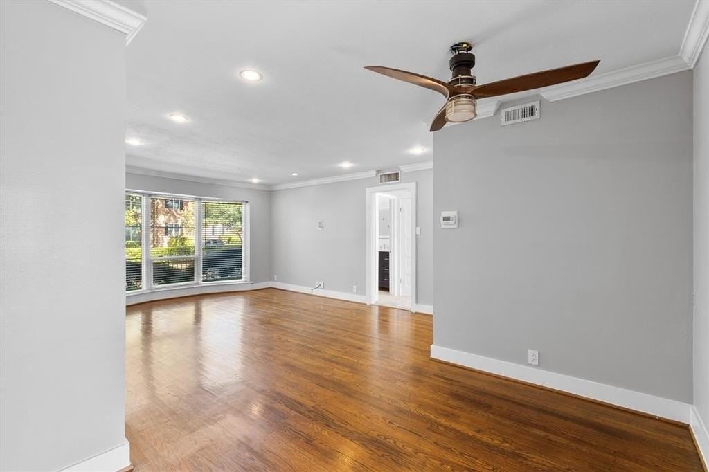 3012 Mahanna Springs Drive #A - Photo 7 of 32