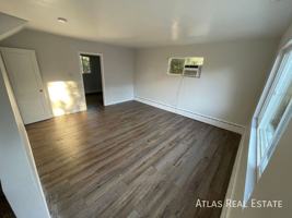 featured image of 1853 W Mosier Pl