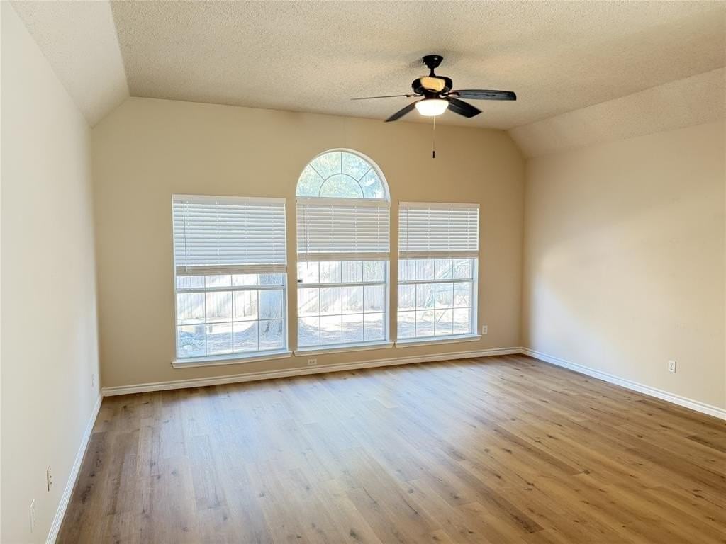 7000 Hillview Dr - Photo 4 of 18