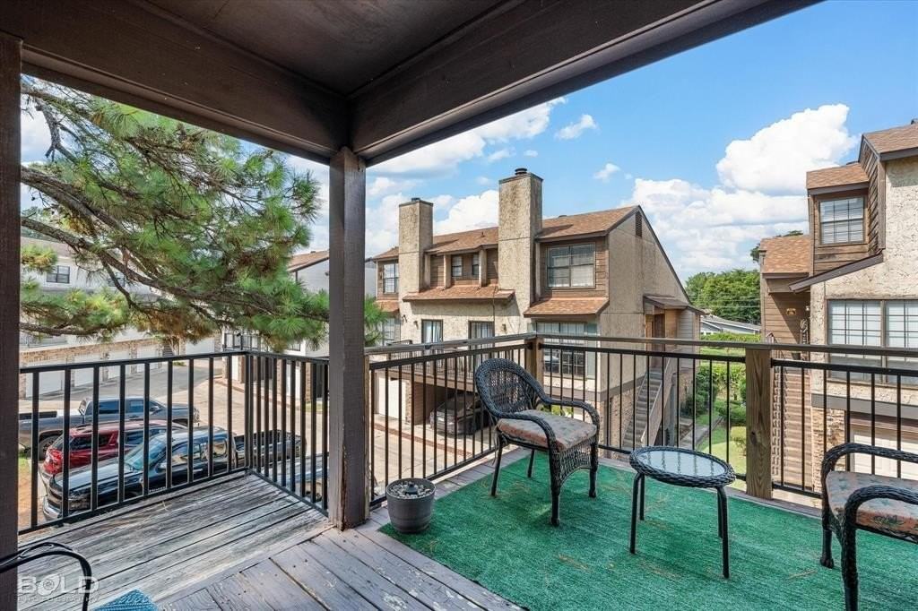 3100 Fairfield Ave #10D - Photo 4 of 28