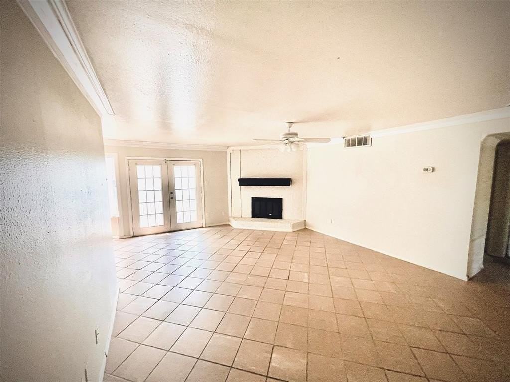 5728 Bonner Dr - Photo 3 of 13