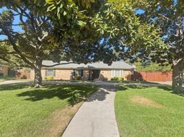 featured image of 1100 Navaho Trl