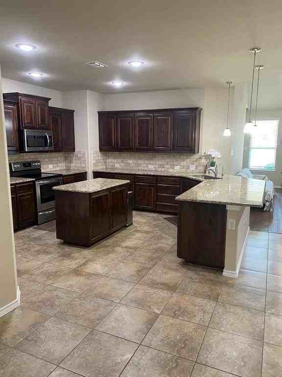 1925 Homestead Way - Photo 6 of 22