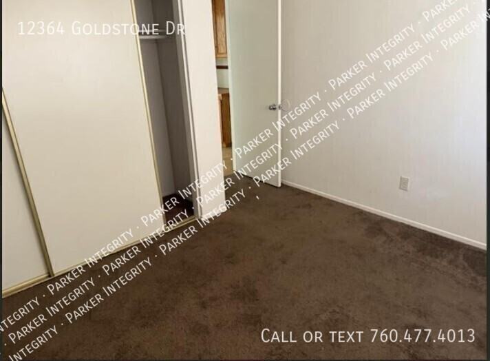 12364 Goldstone Drive - Photo 7 of 37