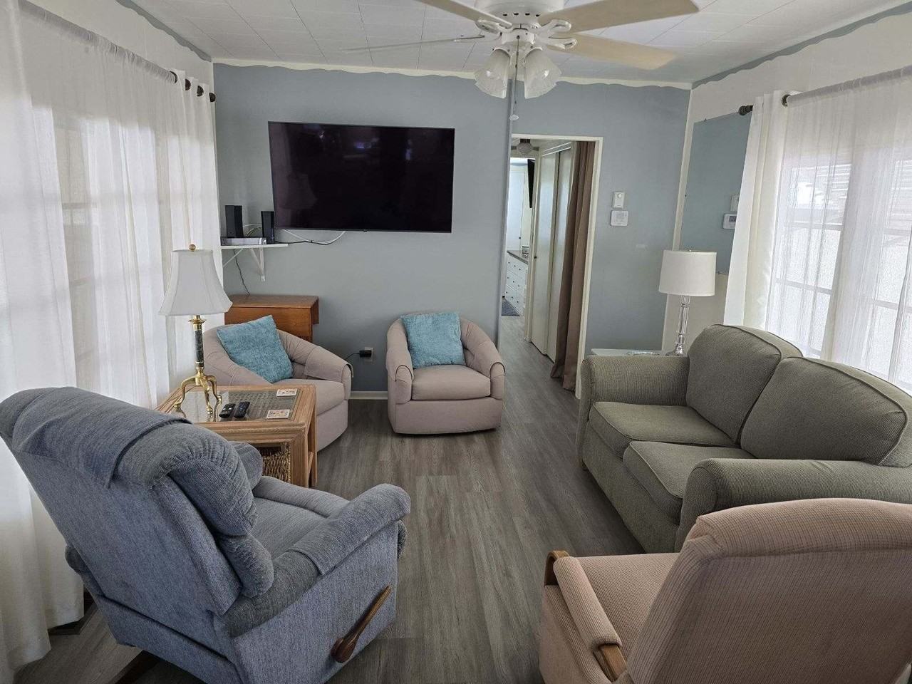 6623 Arizona St - Photo 4 of 16