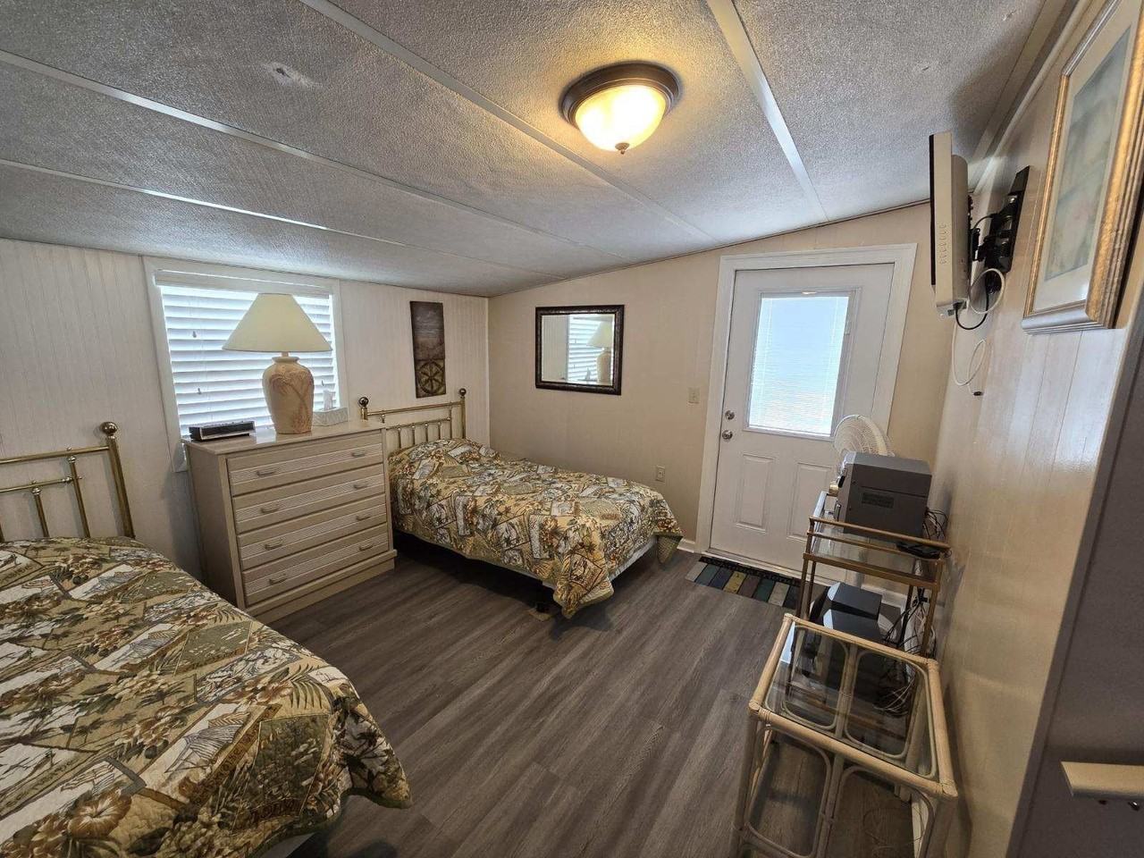 6623 Arizona St - Photo 5 of 16