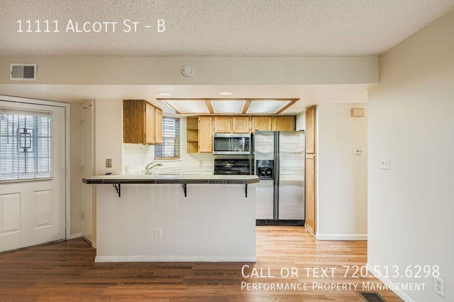 11111 Alcott St #B - Photo 6 of 17