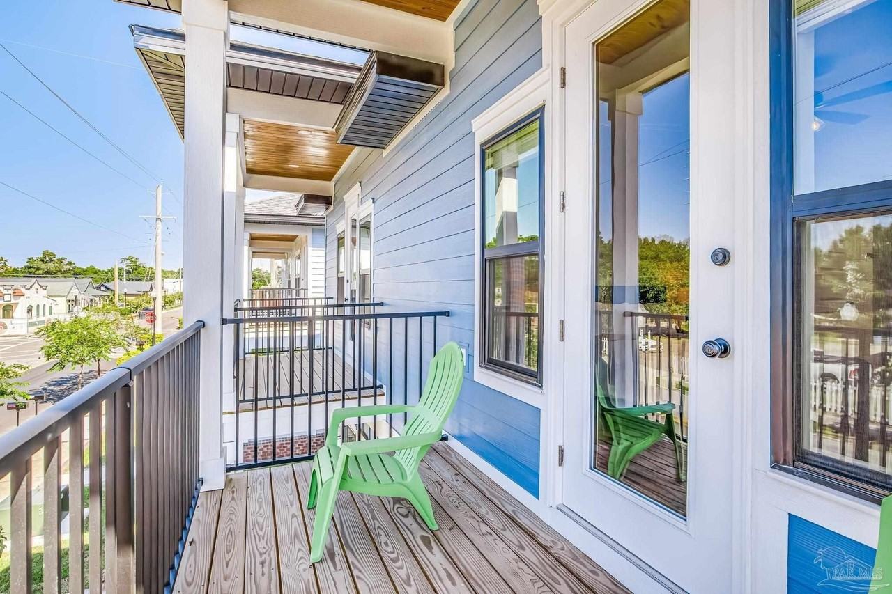 596 N De Villiers St #B - Photo 5 of 50