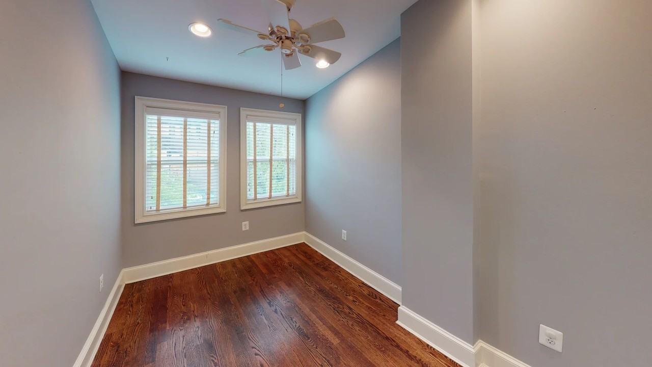 4405 5th St Nw - Photo 6 of 11