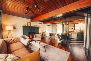 featured image of 1242 Shadblow Rd