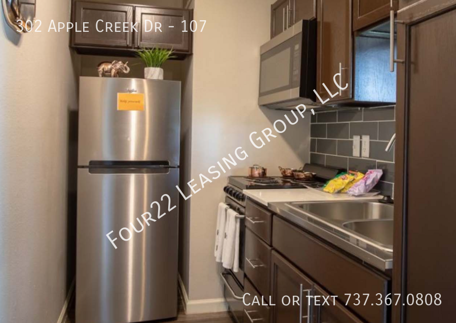 302 Apple Creek Dr #107 - Photo 2 of 11