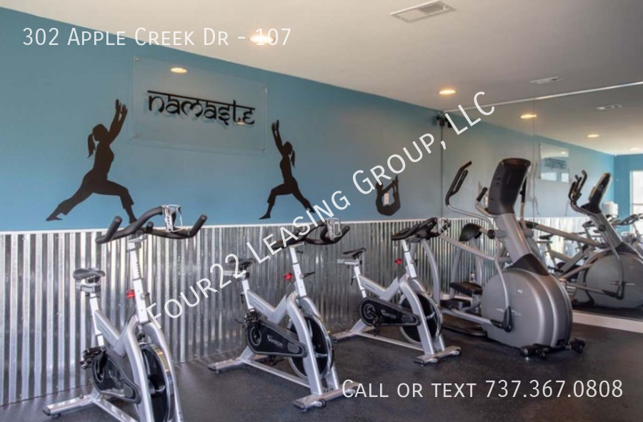 302 Apple Creek Dr #107 - Photo 3 of 11