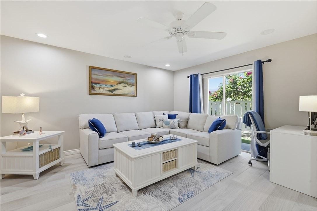 4019 Silver Palm Dr Unit 8 #8 - Photo 2 of 30