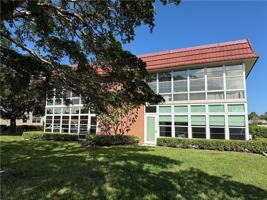 featured image of 31 Pine Arbor Ln Apt 206 #206