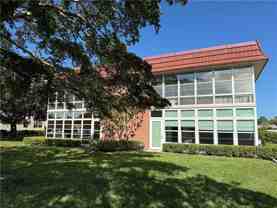 31 Pine Arbor Ln Apt 206 #206 - Photo 1 of 1