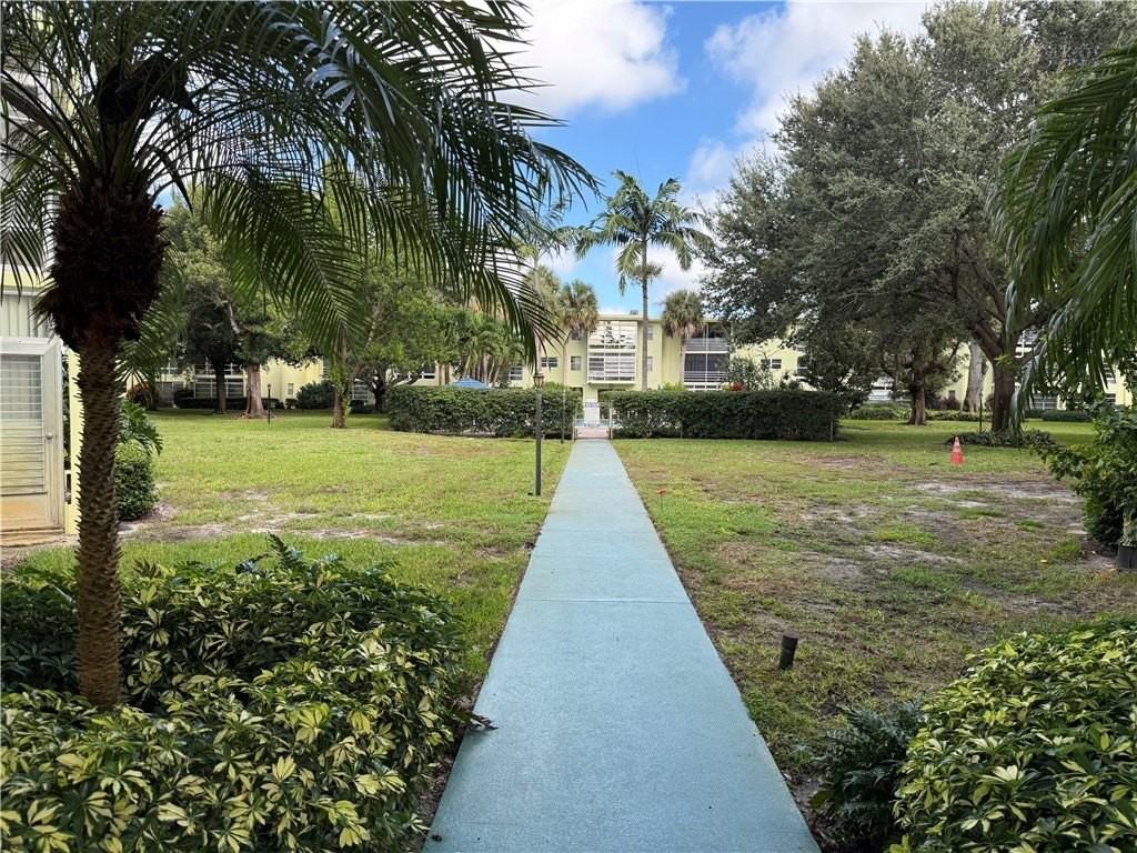 1100 Ponce De Leon Cir Apt N208 #N208 - Photo 3 of 15