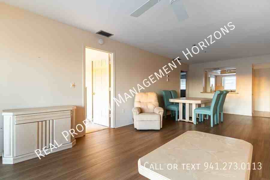 4813 Independence Drive - Photo 4 of 25