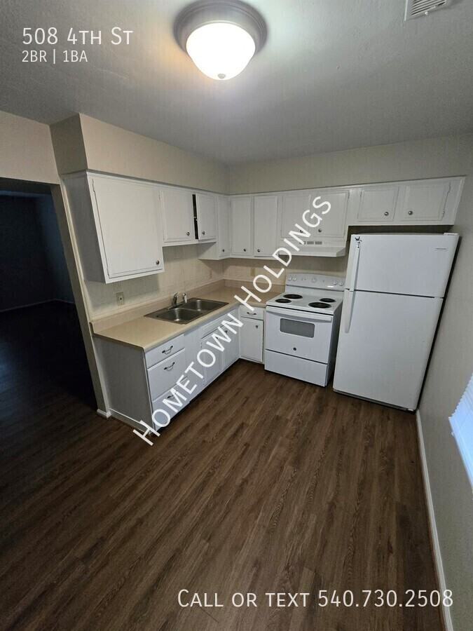 508 4th St - Photo 3 of 6
