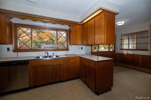 851 Helston Road - Photo 6 of 29