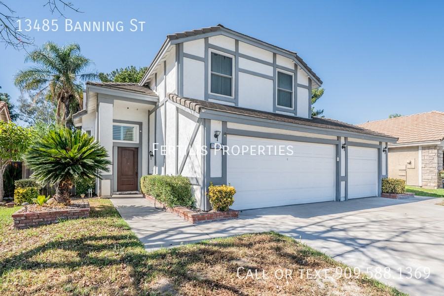 13485 Banning St - Photo 2 of 33