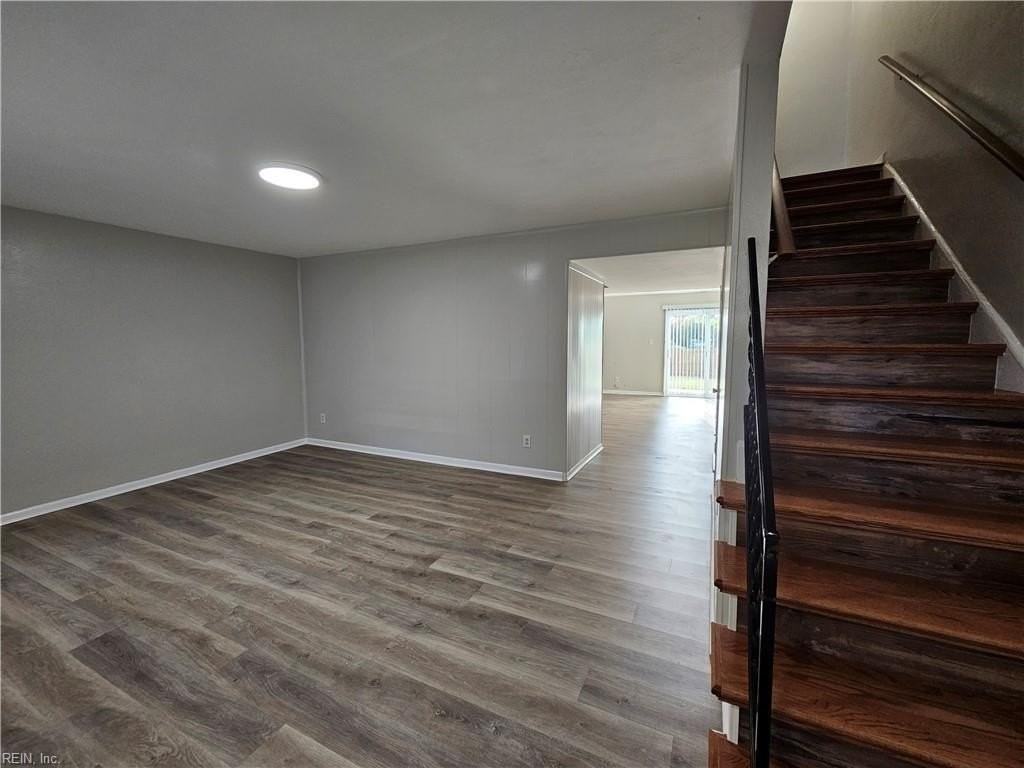 723 Atterbury Ct - Photo 6 of 27