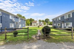 featured image of 200 Pullman Ave #4