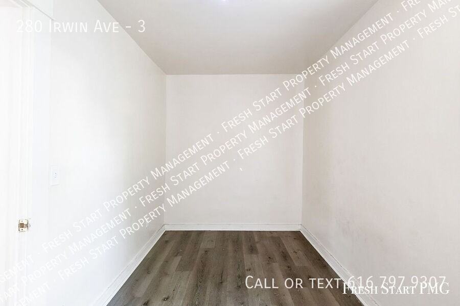 280 Irwin Ave #3 - Photo 3 of 14