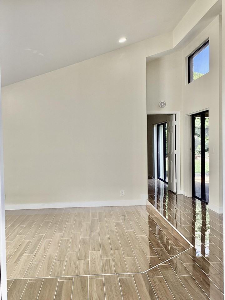 8895 Old Pine Rd #4 - Photo 7 of 46