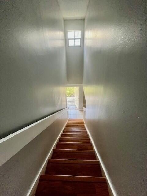 690 Via Toscana - Photo 7 of 19