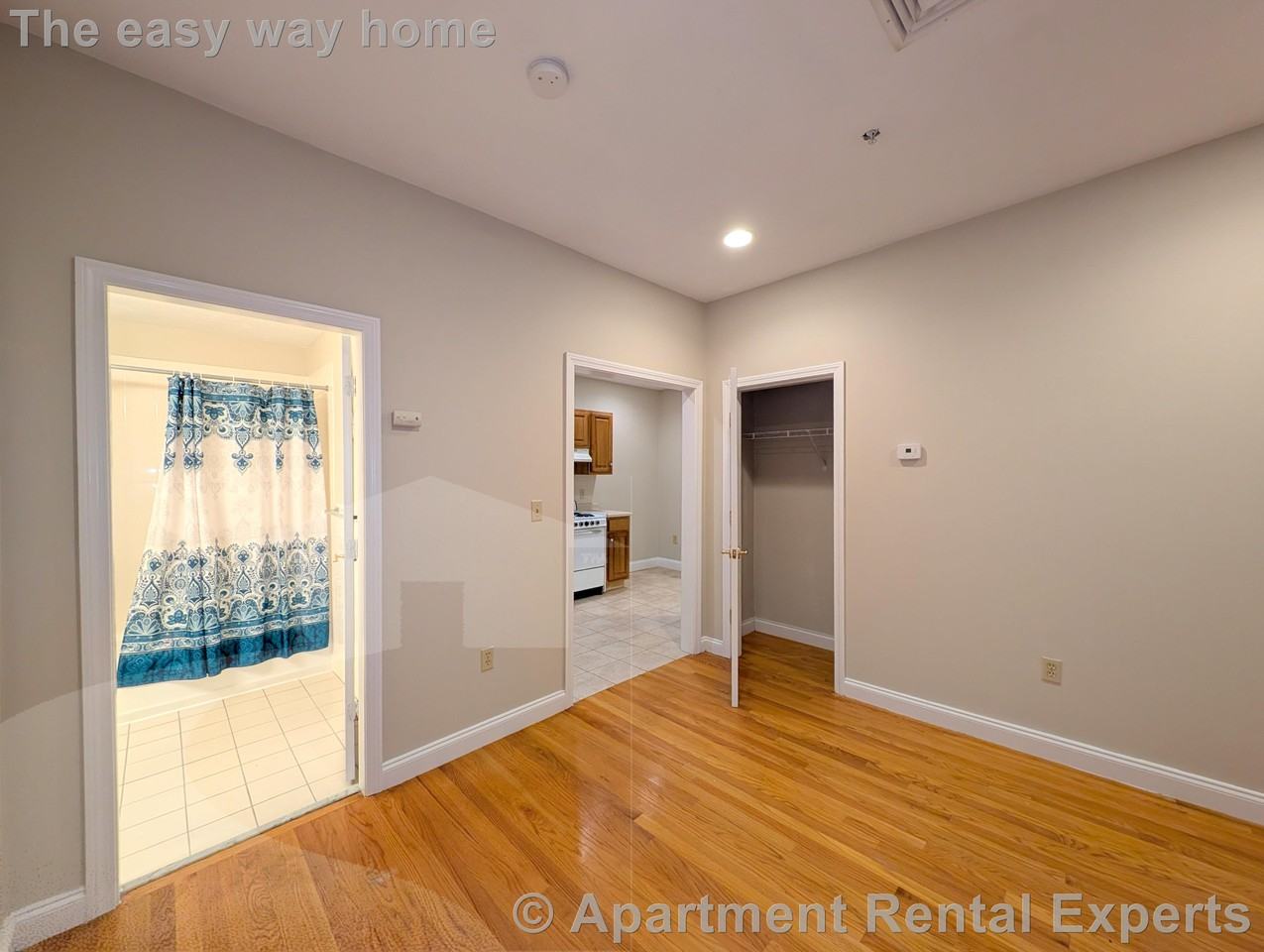 466 Green St #2 - Photo 7 of 9